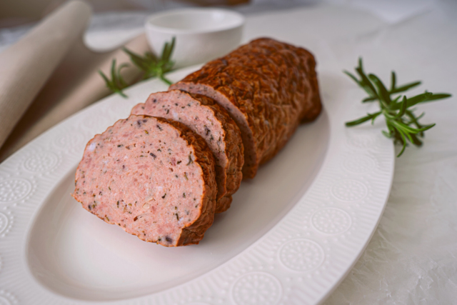 Gebackener Hackbraten mit Rosmarin